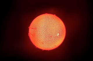 Illustration for article titled Behold the best amateur space pictures of the year!